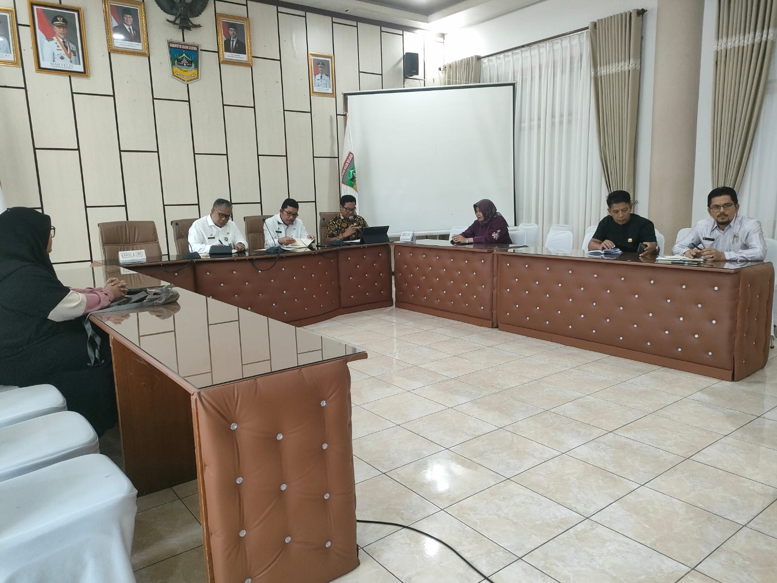 Dinas Kesehatan Solok Selatan Rapat dengan Lintas Sektor Membahas Pelaksanaan Pemeriksaan Kesehatan Gratis (PKG)